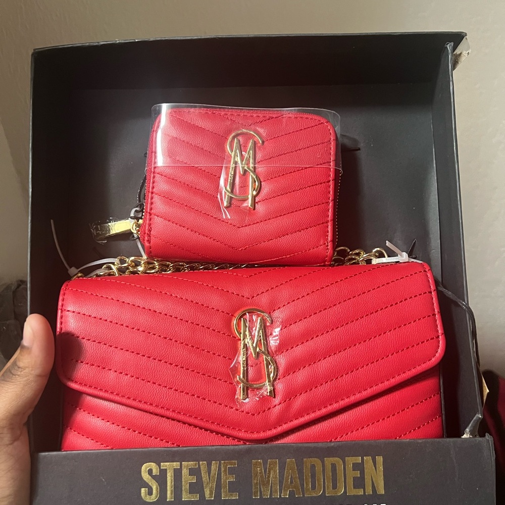 Steve Madden gift set